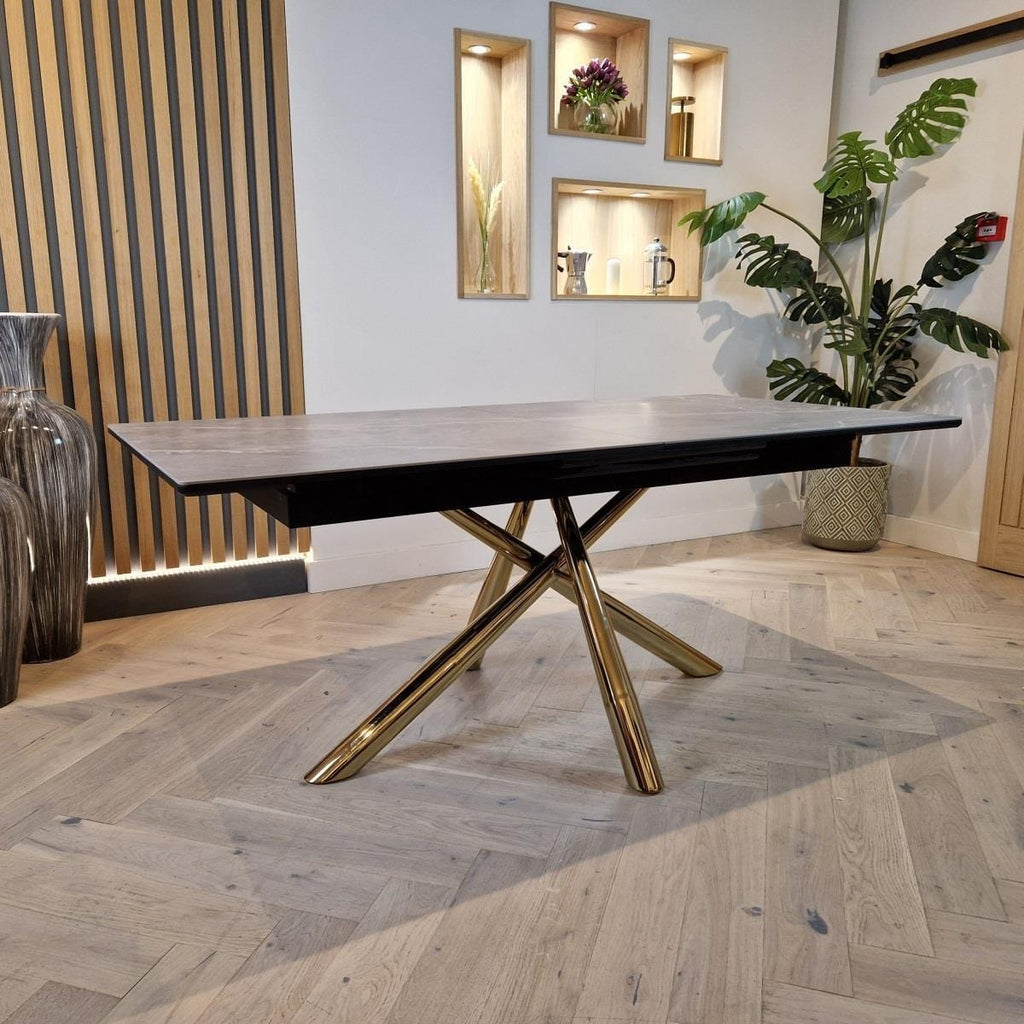 Ensemble de salle à manger extensible 6 places Zoe en céramique, gris et or (ExDisplay Zoe)