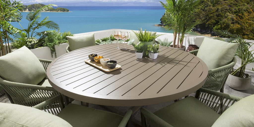 Ensemble de salle à manger d'extérieur rond Cole 6 places en aluminium vert et beige