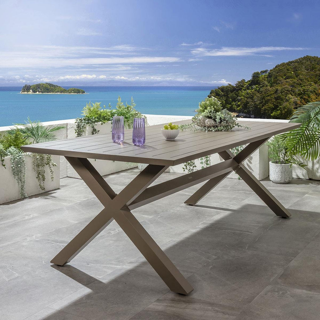 Ensemble de salle à manger de jardin Cole 8 places, aluminium vert et beige