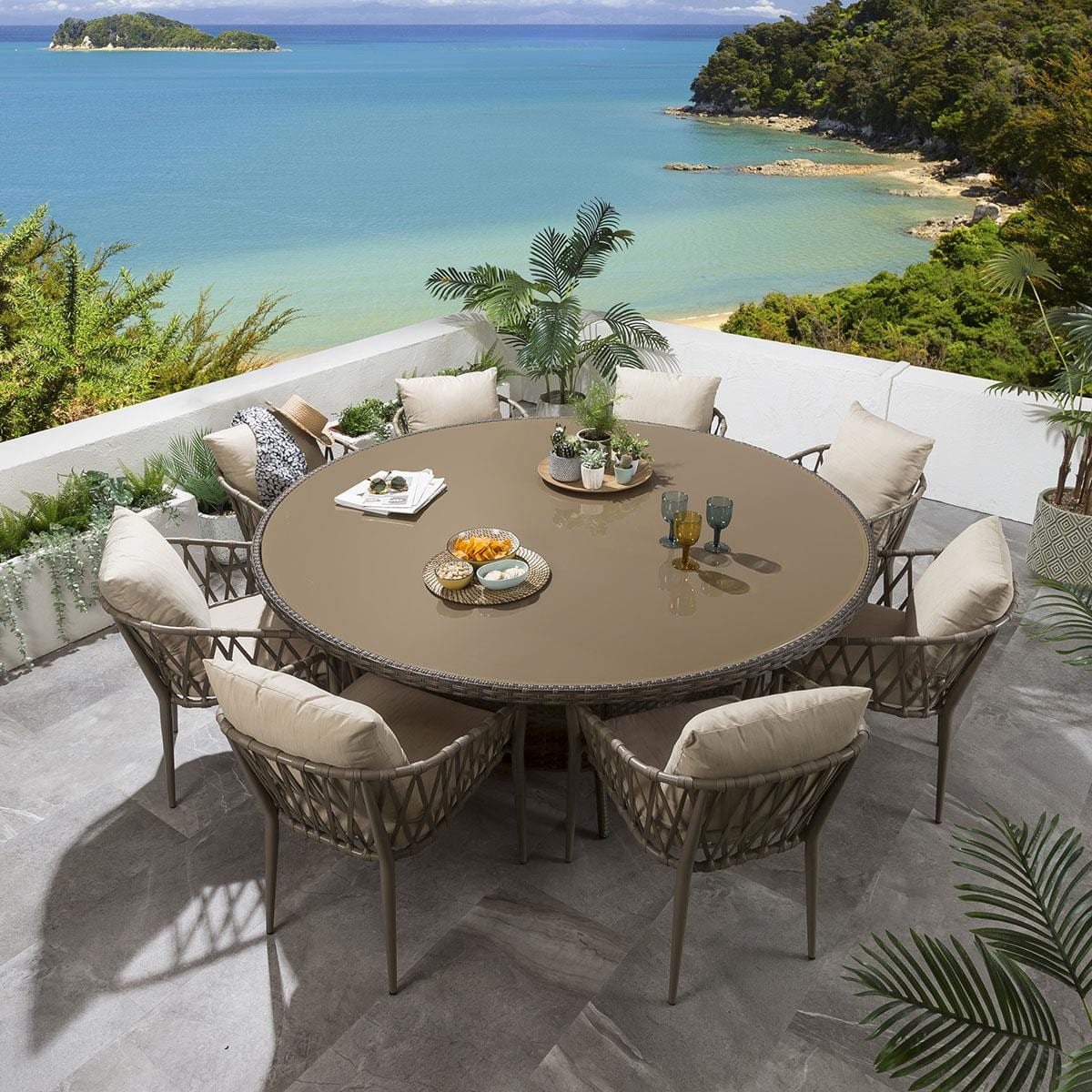 Ensemble repas de jardin 8 places XL avec table et chaises beiges | Rotin rond