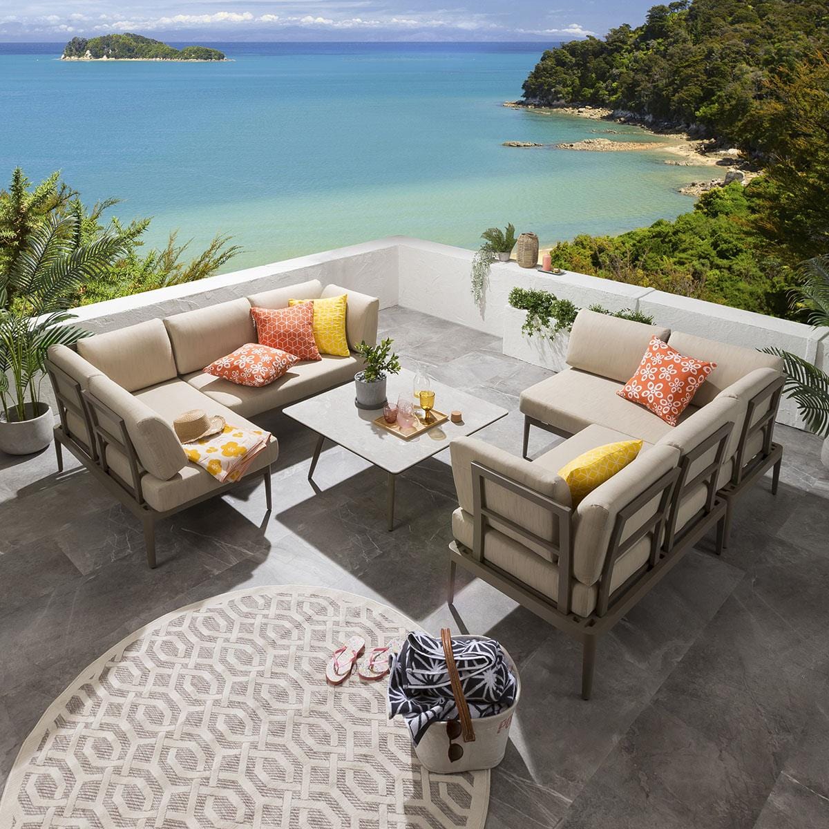 Ensemble canapé d'angle de jardin modulaire Ada avec table basse beige 196x123cm L3