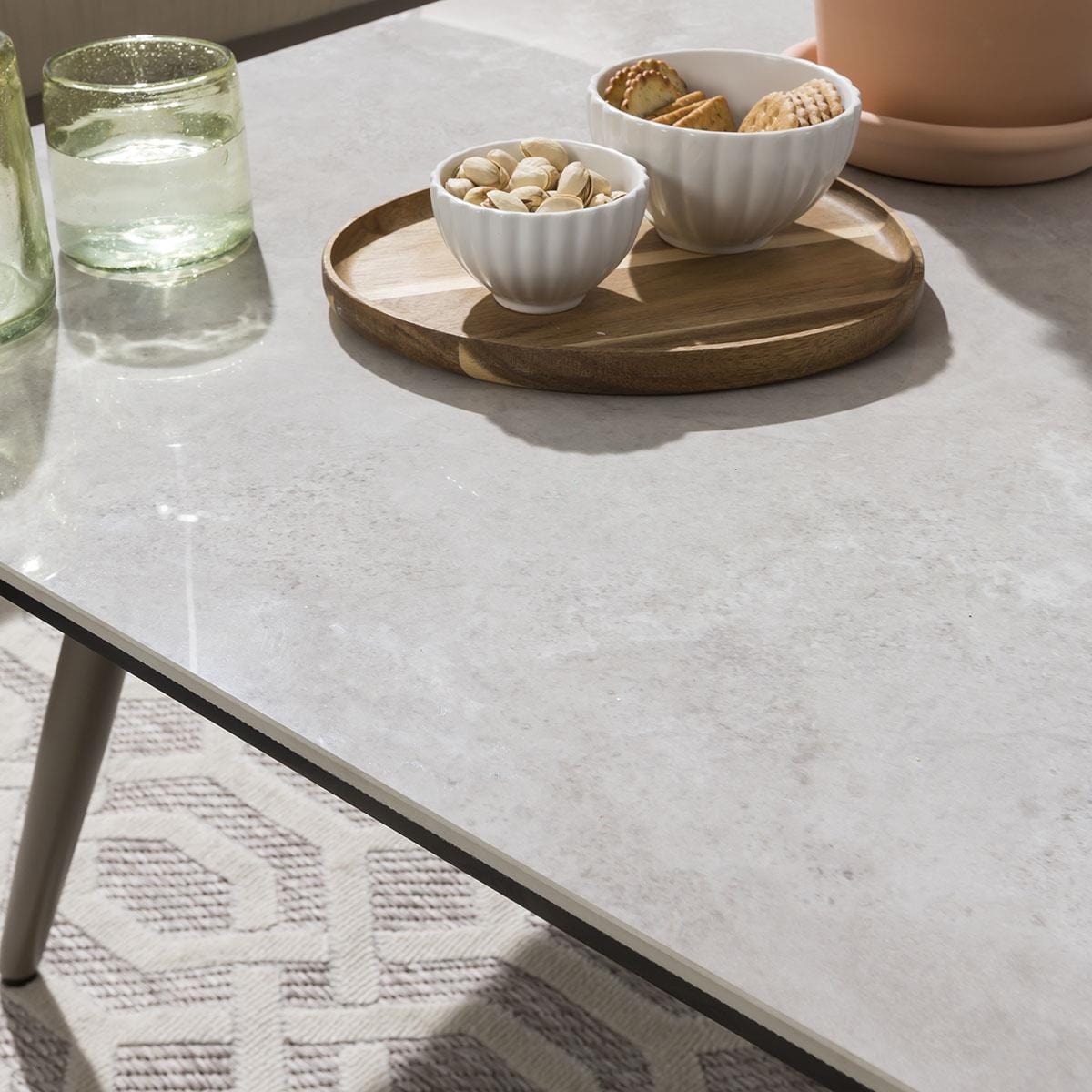 Ensemble de canapé de jardin modulaire Ada avec table basse beige 246x73cm S2