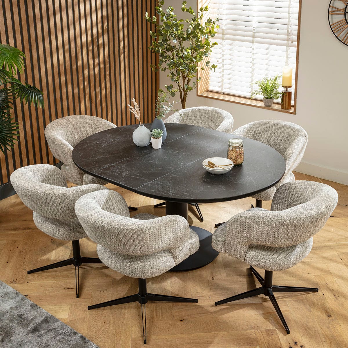 Ensemble de salle à manger rond extensible 6 places Aubrey &amp; Venus en céramique grise et noire