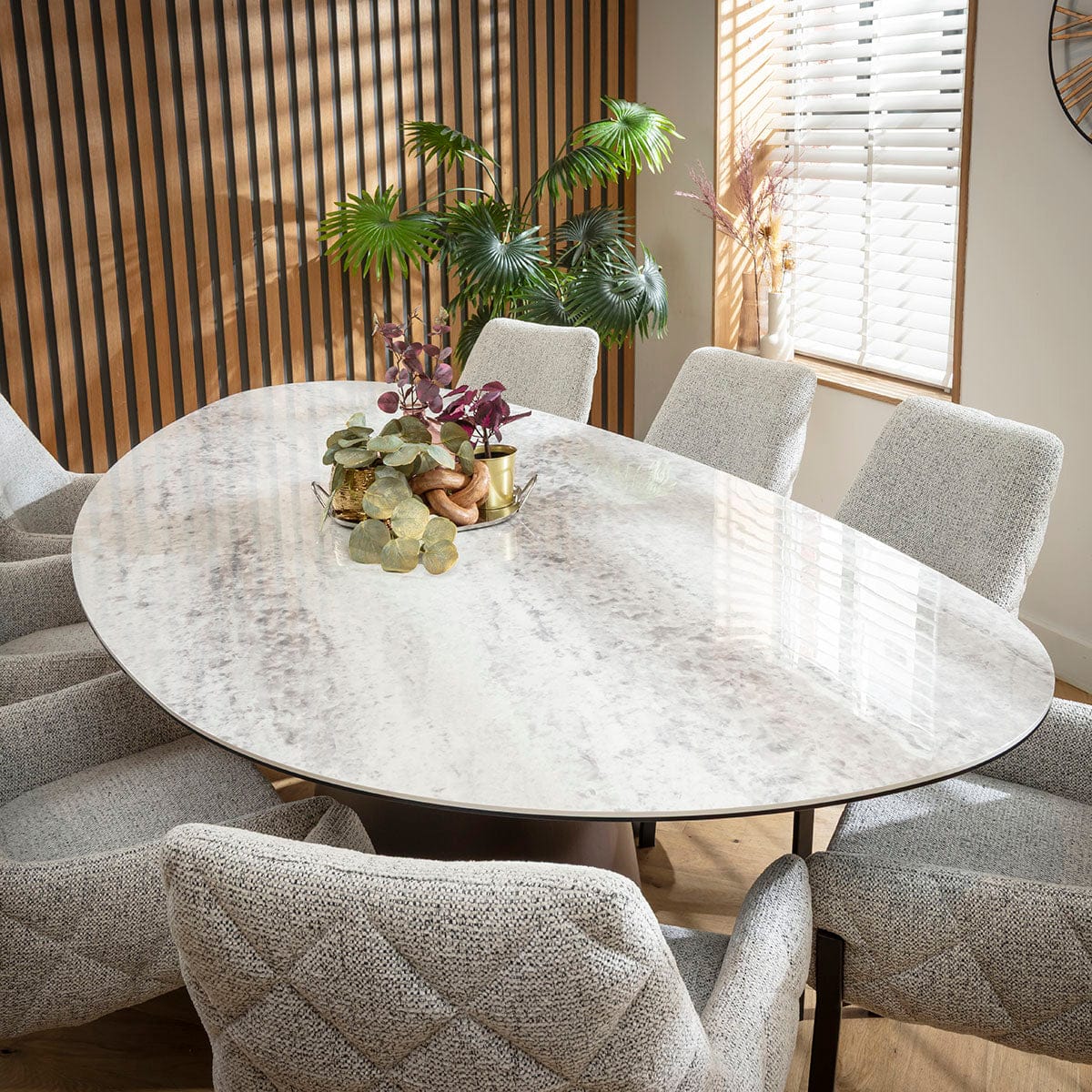 Ensemble de salle à manger ovale 8 places Cora &amp; Ashford en céramique grise