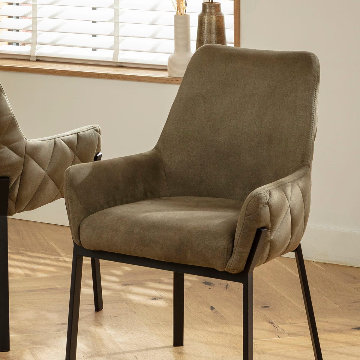 Ensemble de salle à manger rond extensible 4 places Cora &amp; Venus en céramique verte et noire