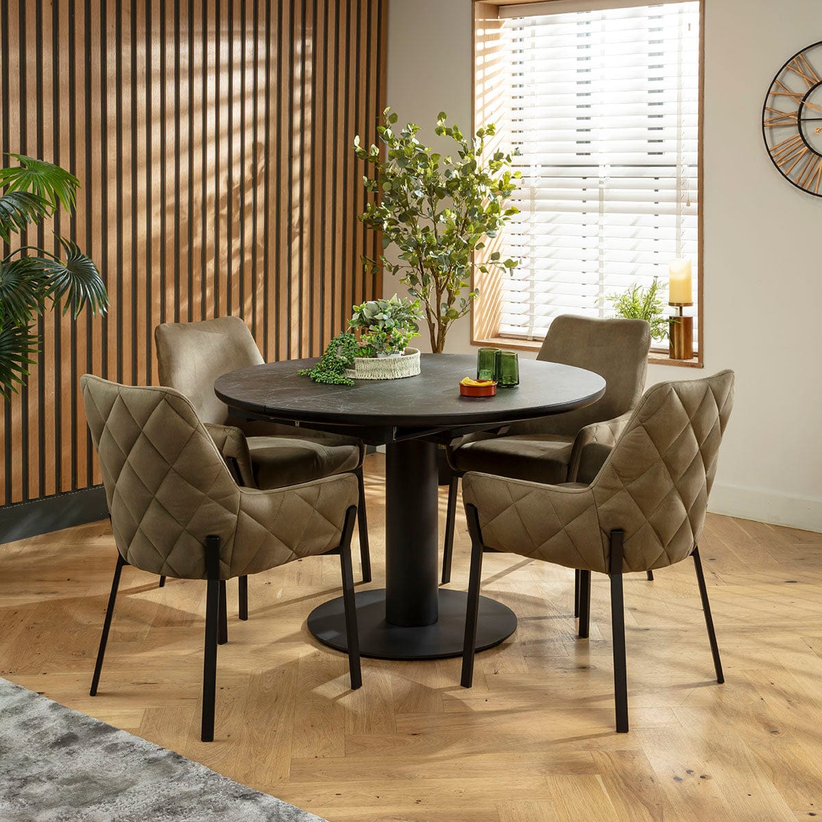 Ensemble de salle à manger rond extensible 4 places Cora &amp; Venus en céramique verte et noire