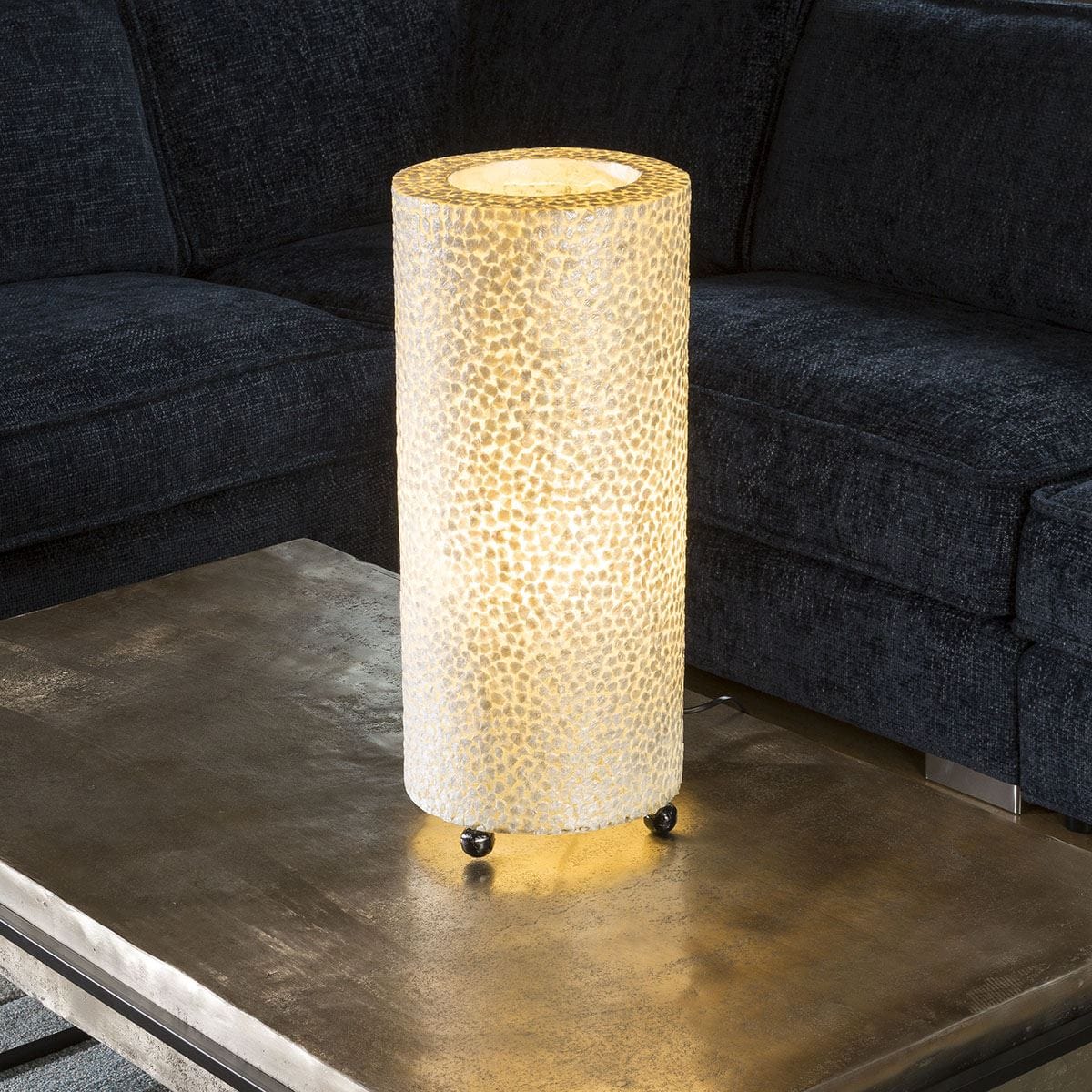 Lampe de table cylindrique élégante à motif coquillage ivoire 50 cm