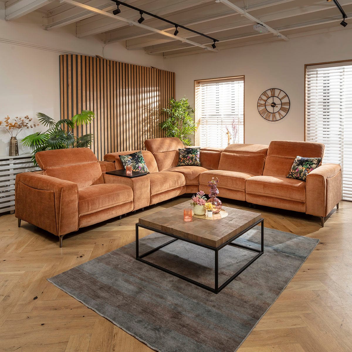 Canapé d'angle Florance 5 places avec triple relax et console de rangement, orange brûlé, 342 x 309 cm