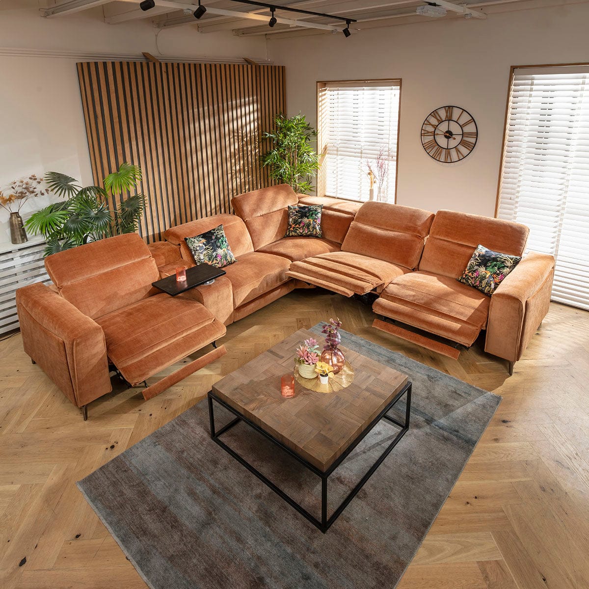 Canapé d'angle Florance 5 places avec triple relax et console de rangement, orange brûlé, 342 x 309 cm