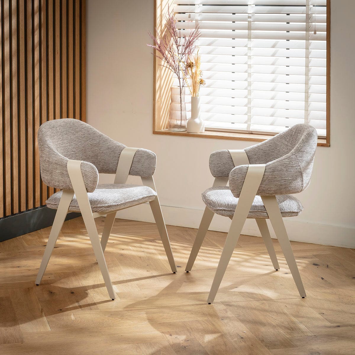 Chaise de salle à manger Freya Ultra-Modern Carver grise