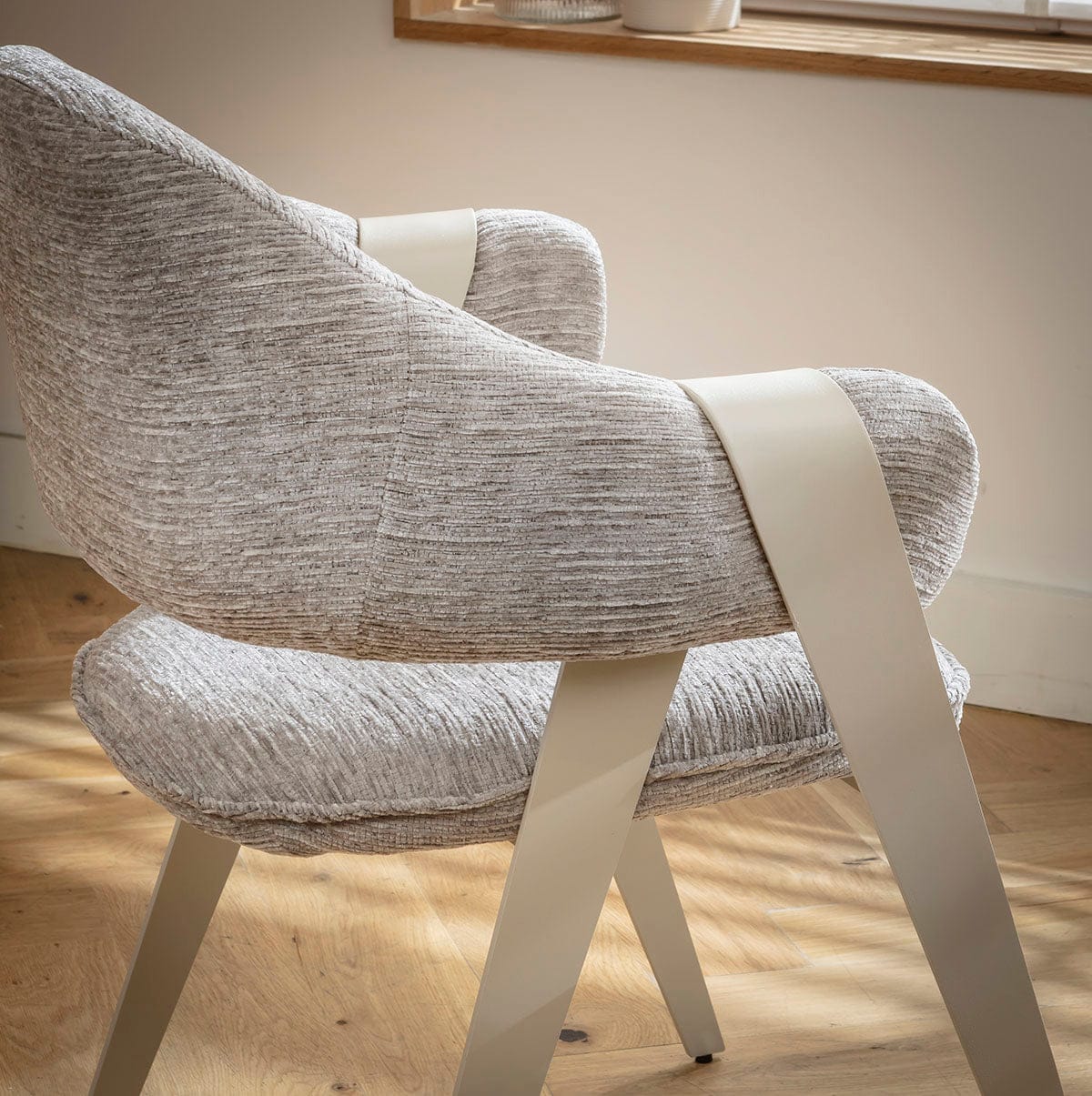 Chaise de salle à manger Freya Ultra-Modern Carver grise