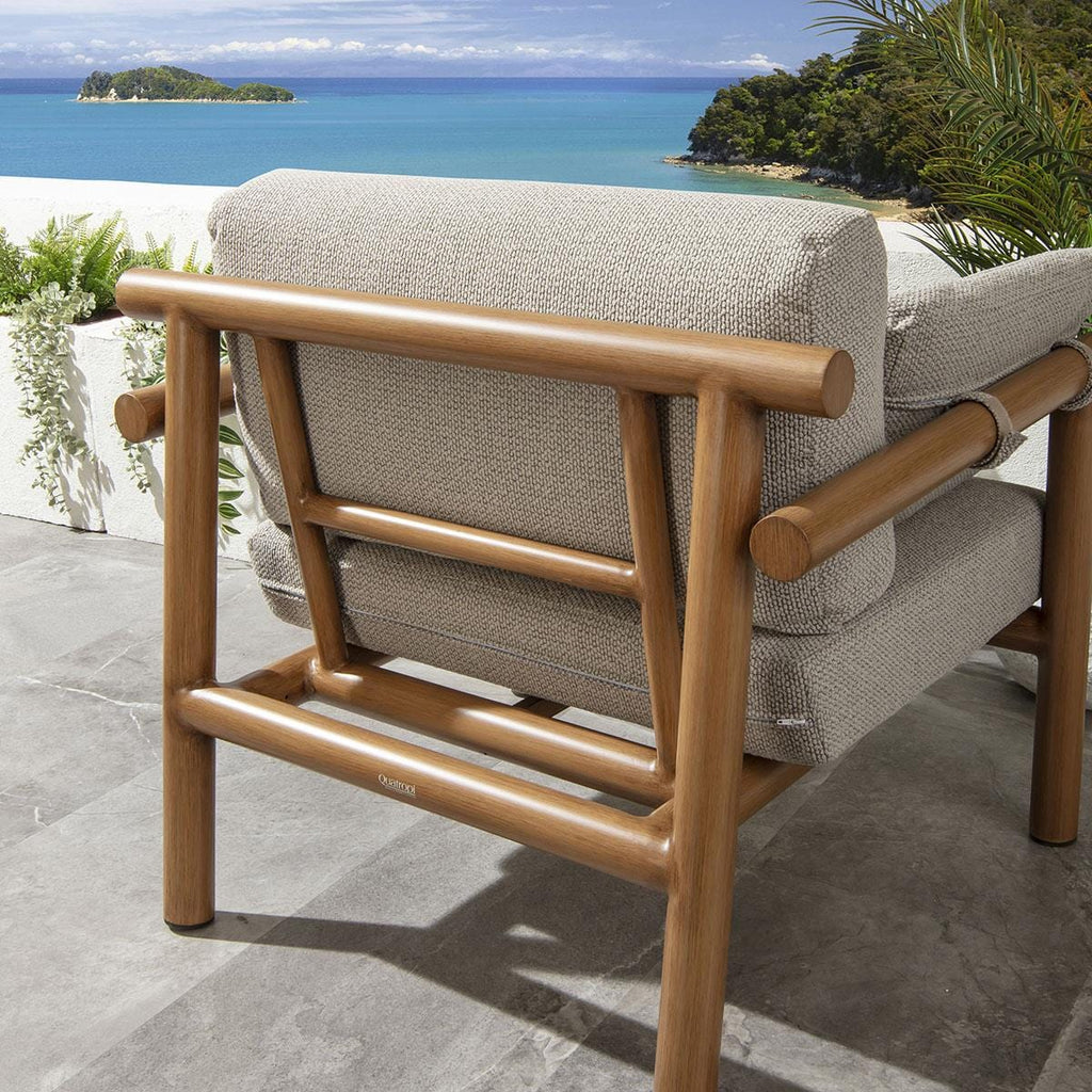 Ensemble de canapés de jardin 5 places Mia en aluminium imitation bois, coloris chêne latte