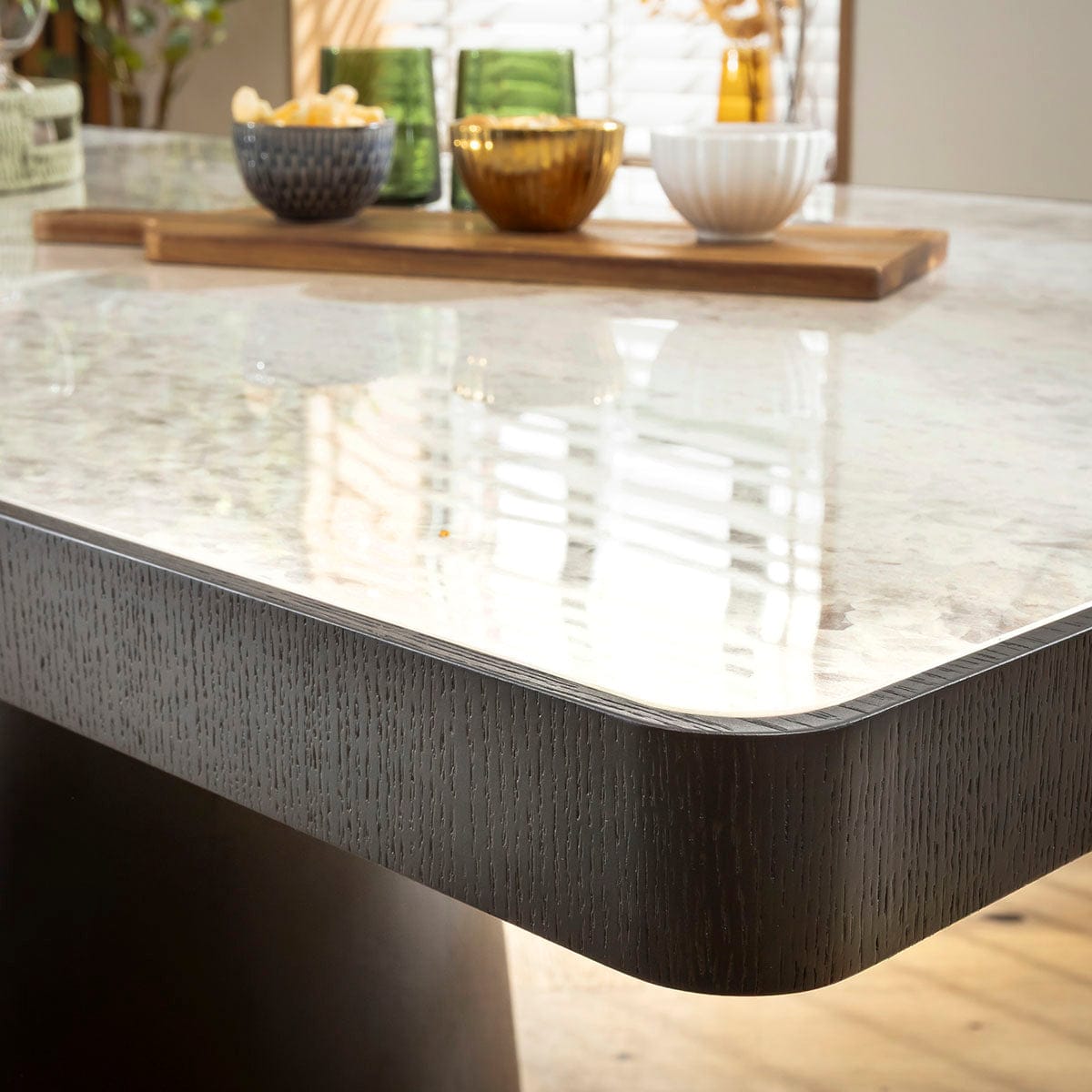 Ensemble de salle à manger moderne 8 places Mila &amp; Hastings en céramique noire et grise