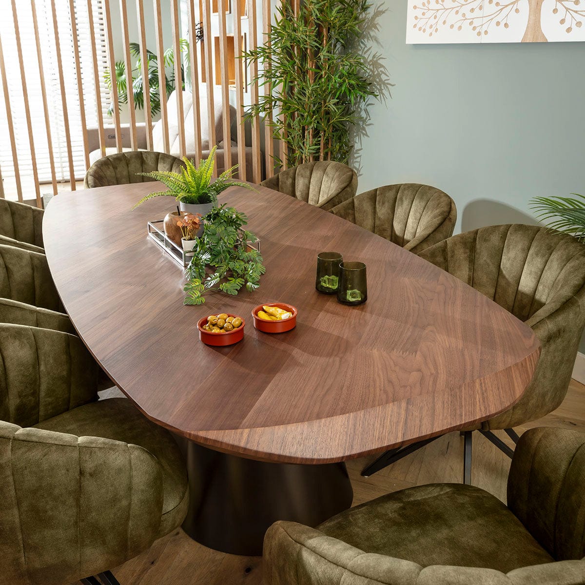 Ensemble de salle à manger moderne 8 places Hattie &amp; Phoenix, vert et noyer