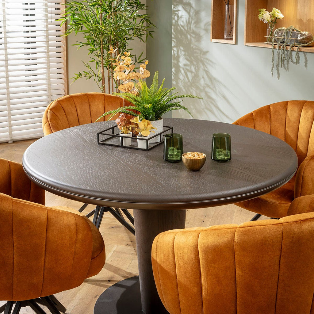 Ensemble de salle à manger rond contemporain 4 places Hattie &amp; Pluto, finition chêne safran et gris.