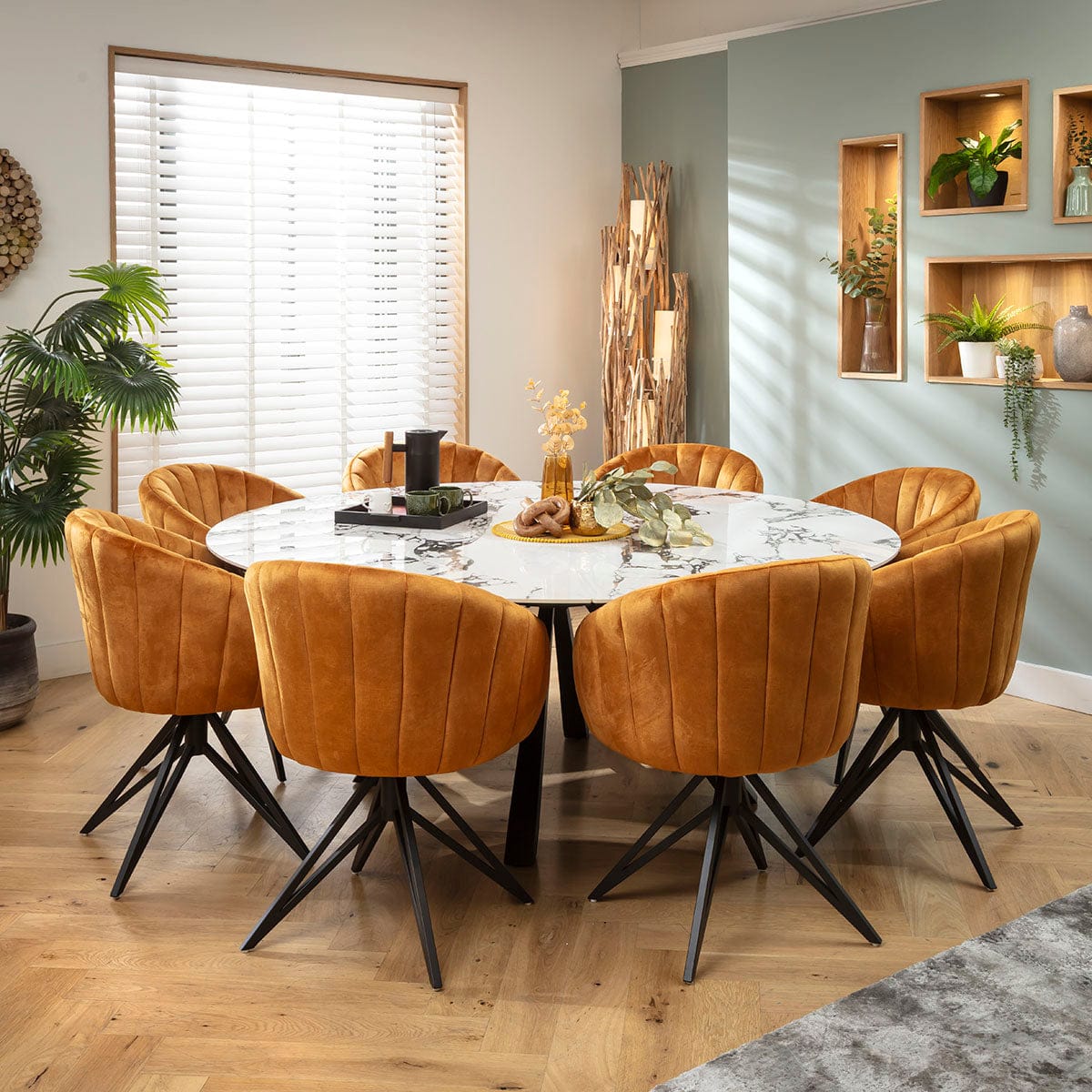 Ensemble de salle à manger rond extensible 8 places Hattie &amp; Rudie, céramique blanche safran et veinée noire