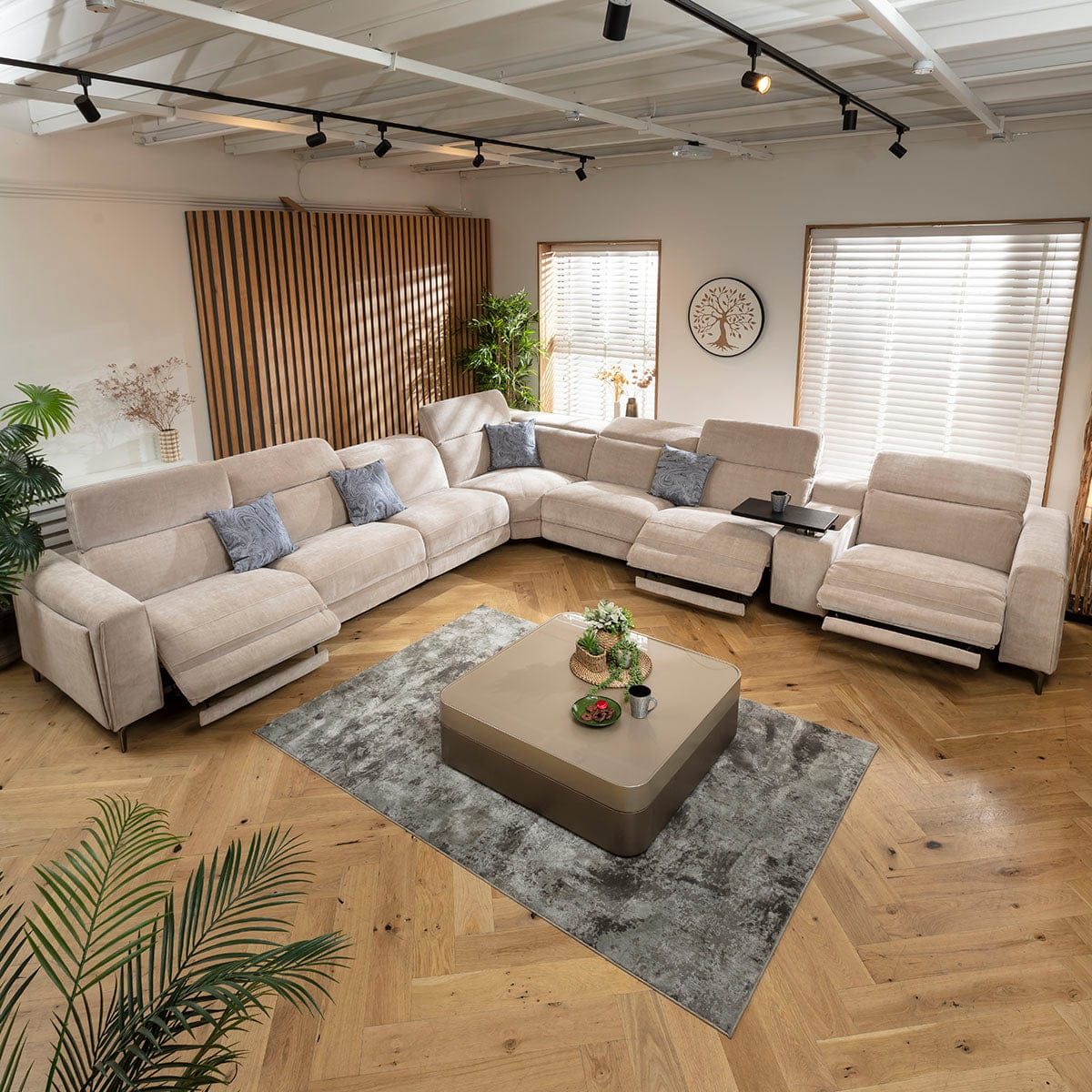 Canapé d'angle Florance 7 places avec quatre fauteuils inclinables et console de rangement, gris mastic, 424 x 391 cm