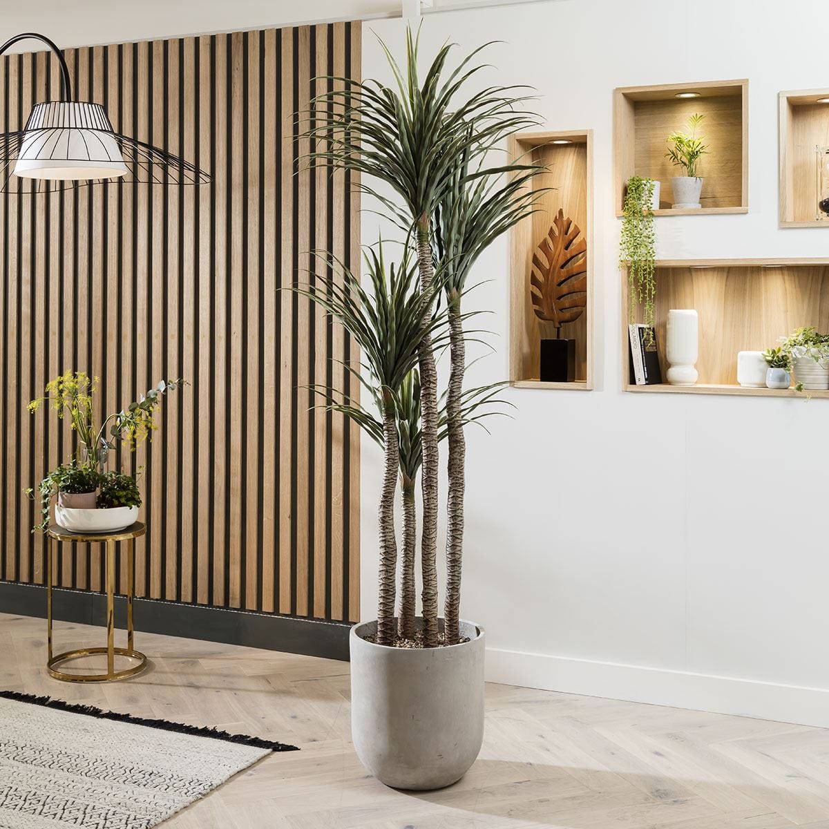 Grand palmier artificiel en pot