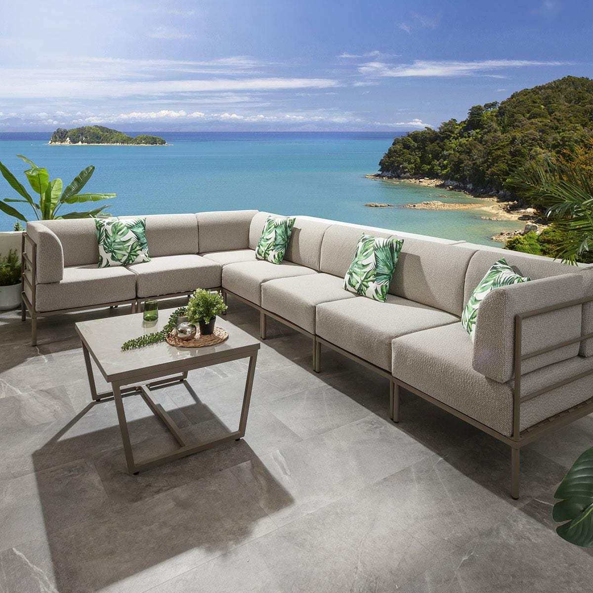 Ensemble canapé d'angle de jardin modulaire Alfie, couleur crème latte, 360 x 216 cm, longueur 8