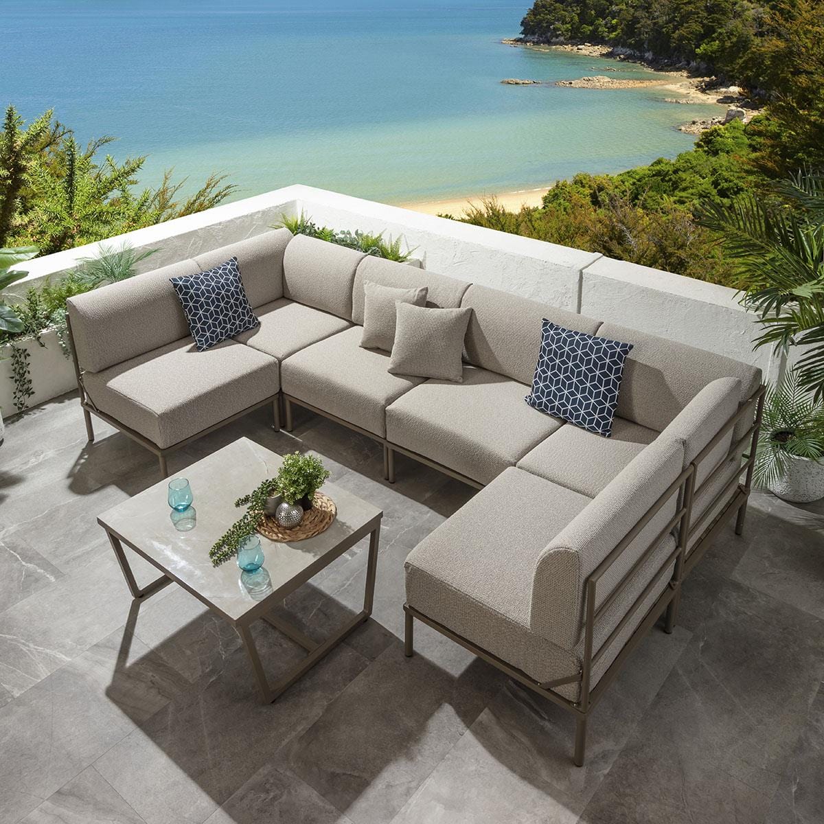 Ensemble canapé d'angle en U Alfie Garden, couleur crème latte, 288 x 144 cm, U7