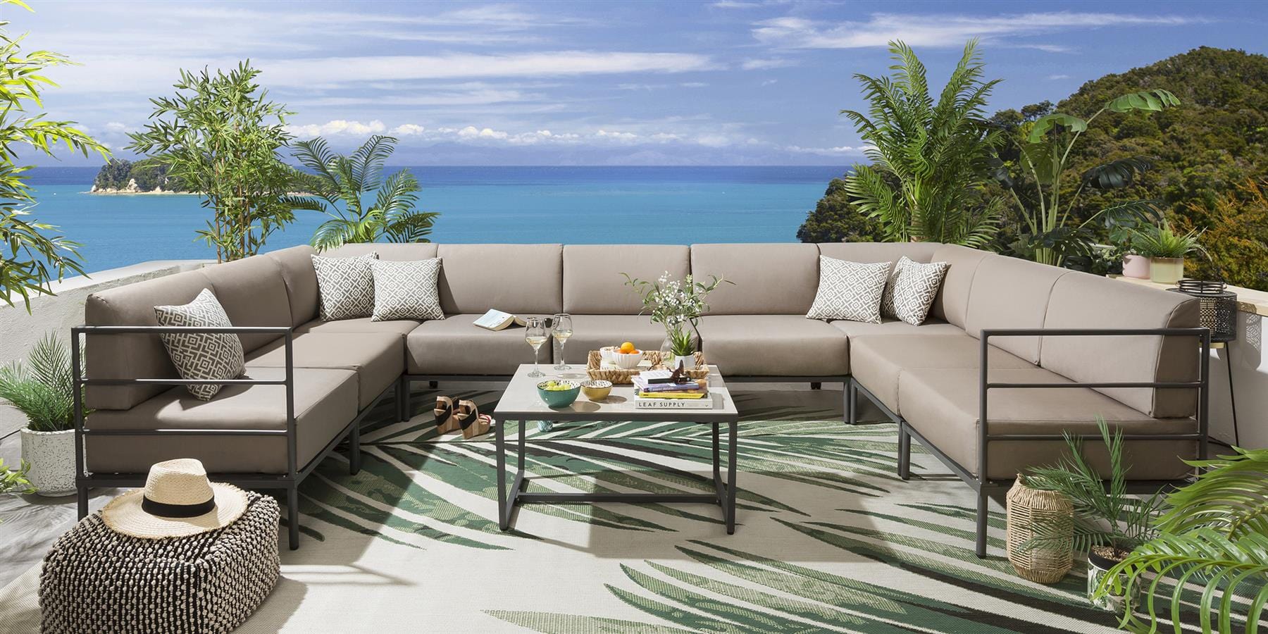 Ensemble canapé d'angle en U Alfie Garden couleur café 360x216cm U10