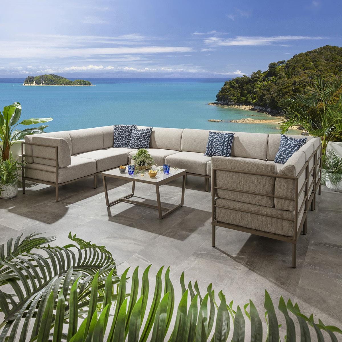 Ensemble canapé d'angle en forme de U Alfie Garden, couleur crème latte, 360 x 216 cm, U10