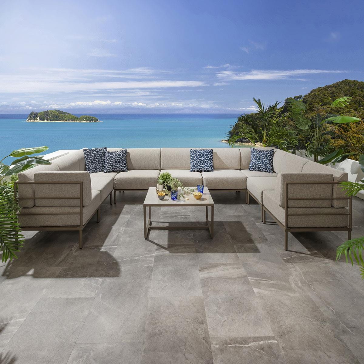 Ensemble canapé d'angle en forme de U Alfie Garden, couleur crème latte, 360 x 216 cm, U10