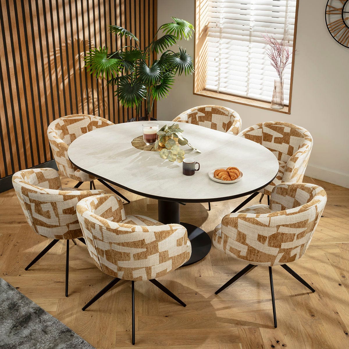 Ensemble de salle à manger rond extensible 6 places Lyla &amp; Venus en céramique jaune et gris clair