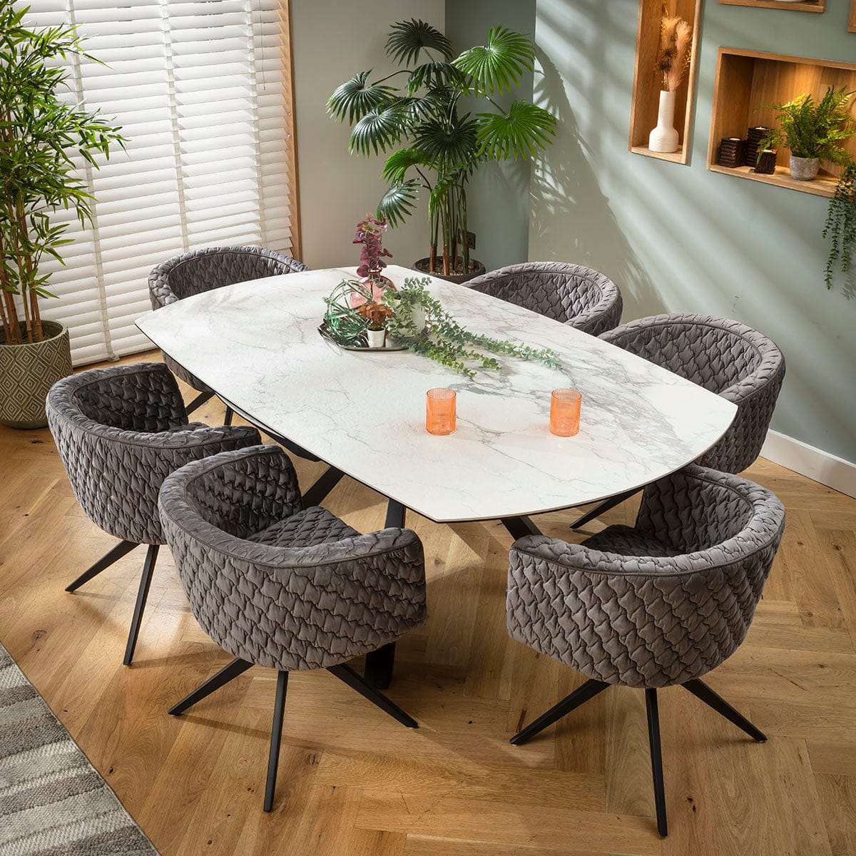 Ensemble de salle à manger rond extensible 6 places Maple &amp; Rudie en céramique grise et blanche mate