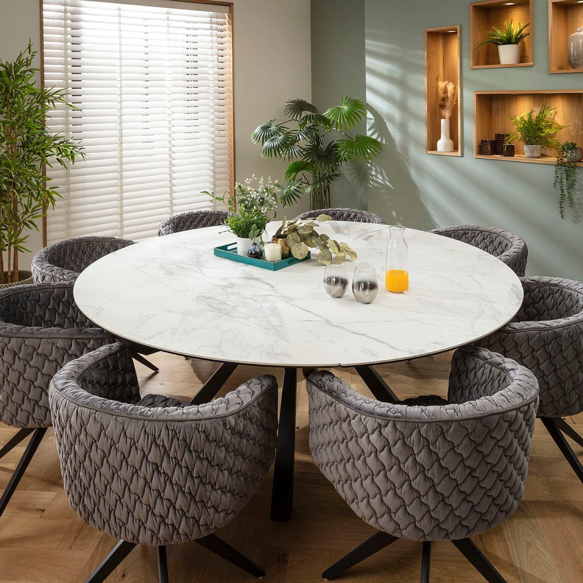 Ensemble de salle à manger rond extensible 8 places Maple &amp; Rudie, céramique grise et blanche mate