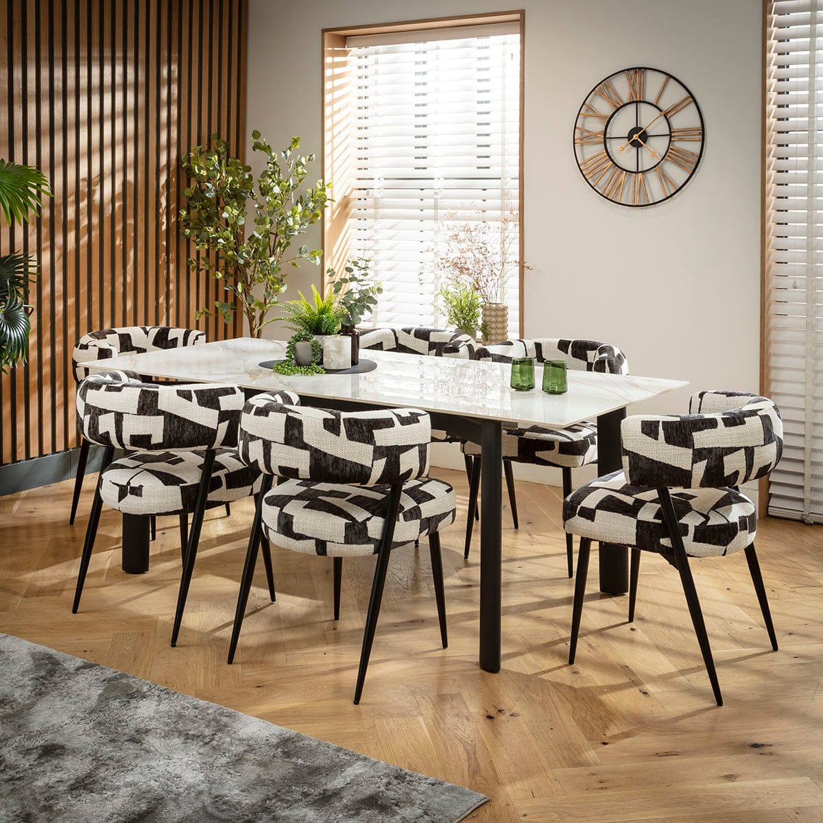 Ensemble de salle à manger extensible 6 places Mila &amp; Cain en céramique noire et blanche