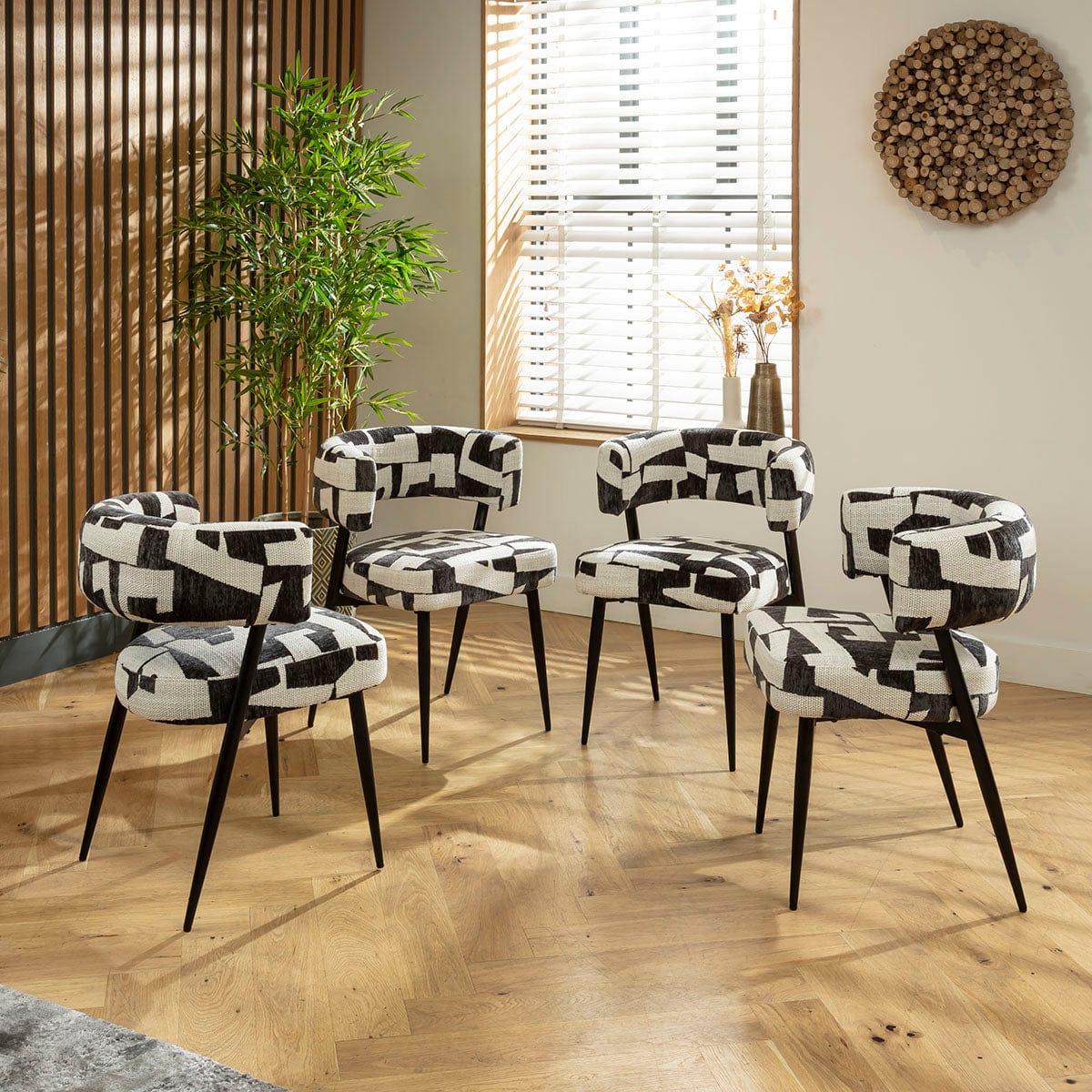 Ensemble de salle à manger rond extensible 6 places Mila &amp; Venus en céramique noire et gris clair