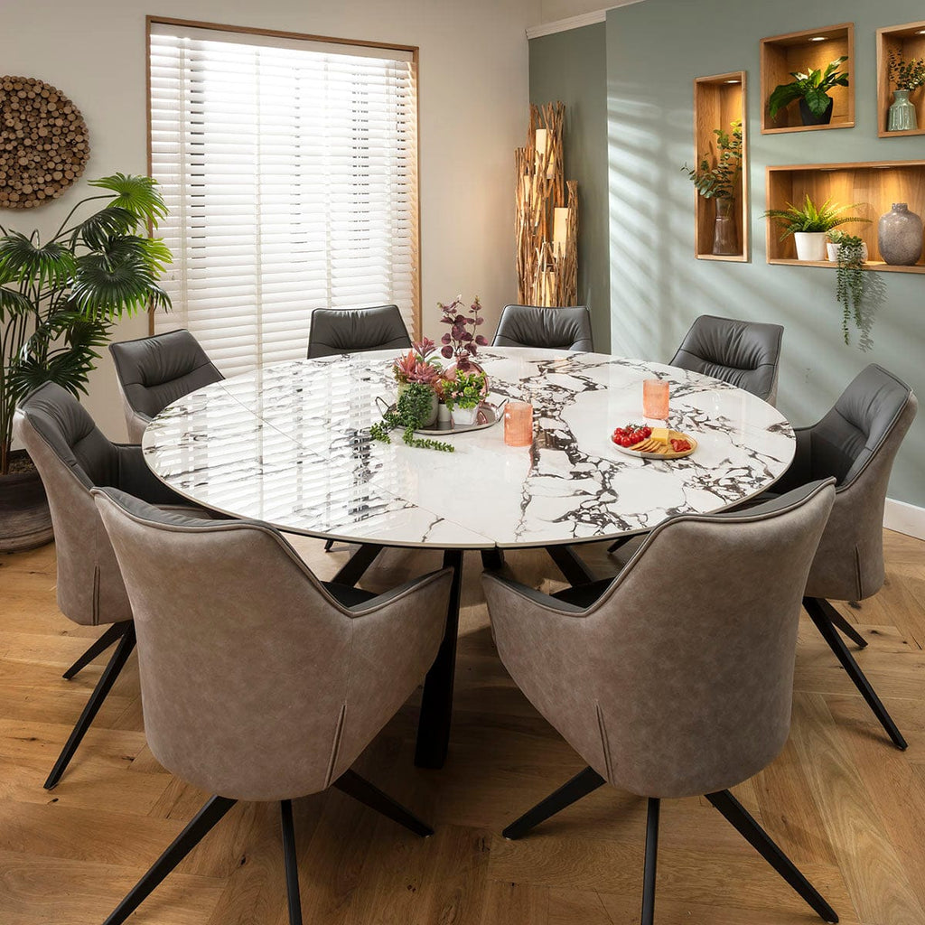 Ensemble de salle à manger rond extensible 8 places Millie &amp; Rudie, céramique blanche veinée de gris et de noir