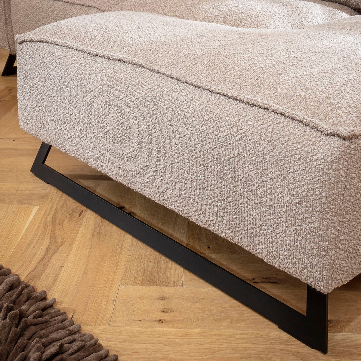 Canapé méridienne 3 places Effie, petit modèle, en boucle beige ivoire, 230 x 155 cm