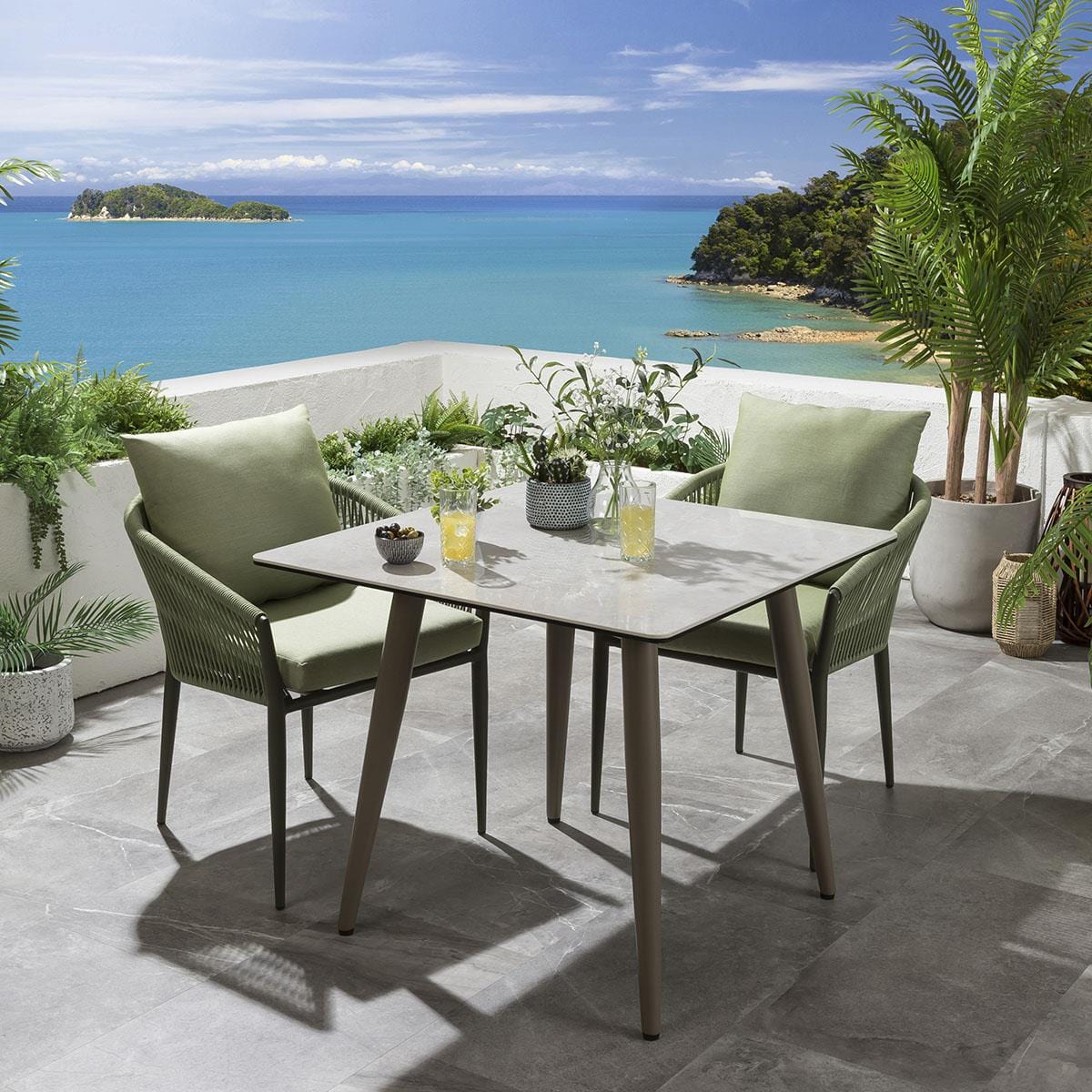 Ensemble de salle à manger de jardin Cole 4 places en céramique verte et beige