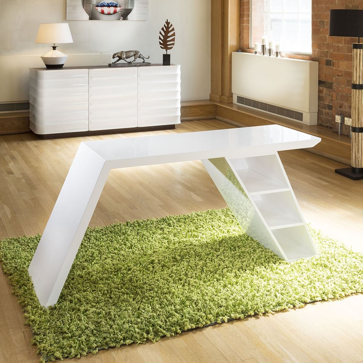 Modern Designer Desk / Work Station / Dresser White Gloss 1728mm 1801