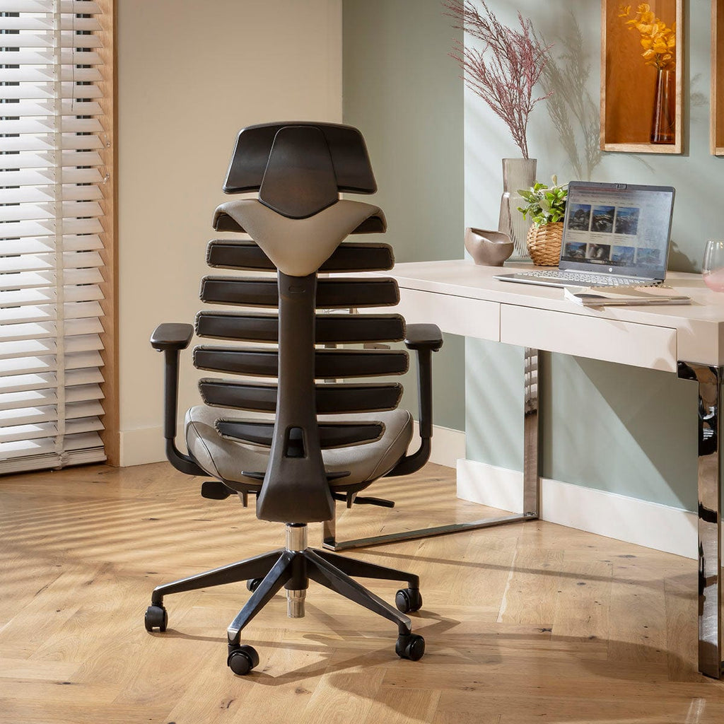 Fauteuil de bureau moderne Ergo, en similicuir noir et gris.