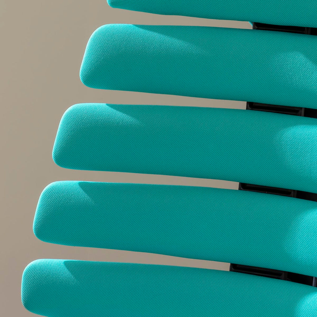 Chaise de bureau moderne Ergo en tissu noir et turquoise