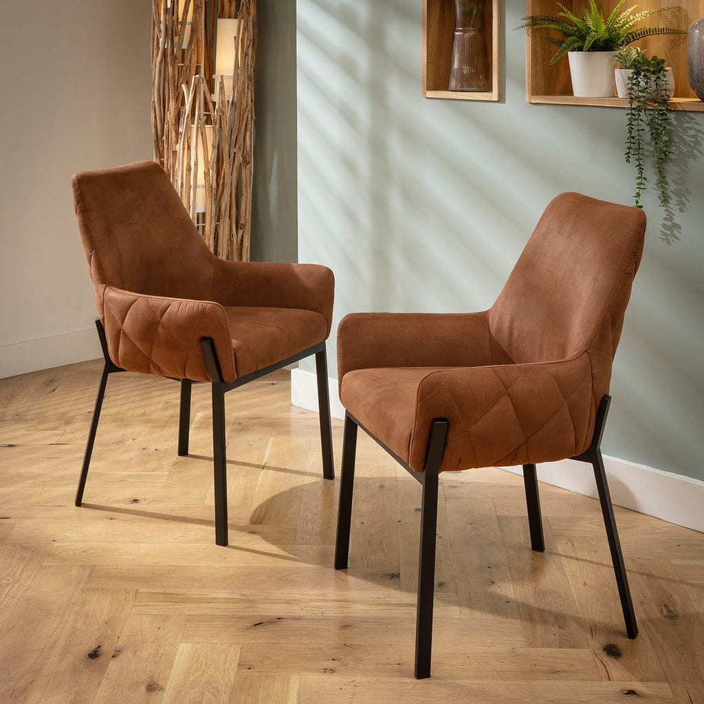 4 chaises de salle à manger Cora Modern Carver avec accoudoirs, revêtement en tissu marron