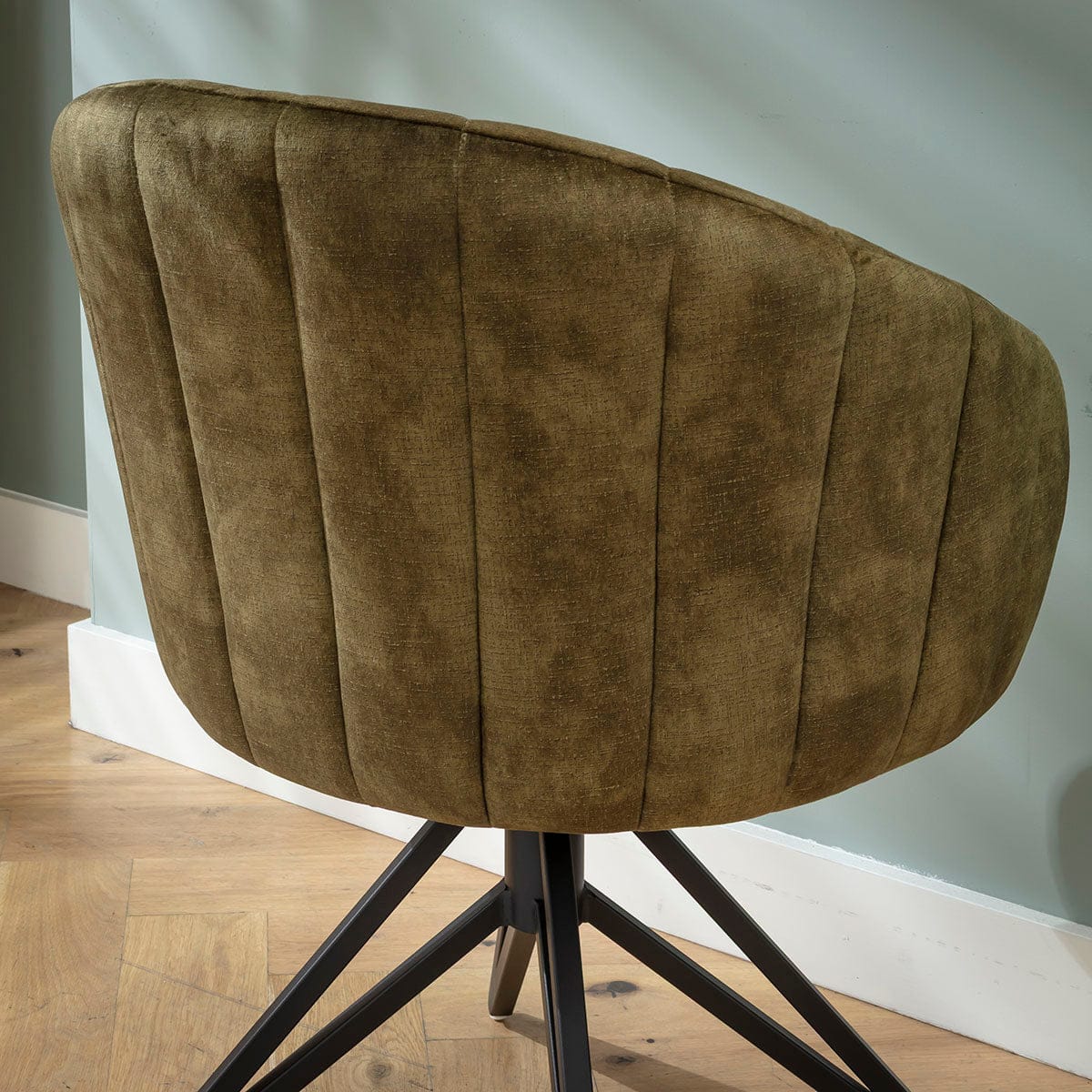 Ensemble de salle à manger rond extensible 6 places Hattie &amp; Venus en céramique verte et gris clair