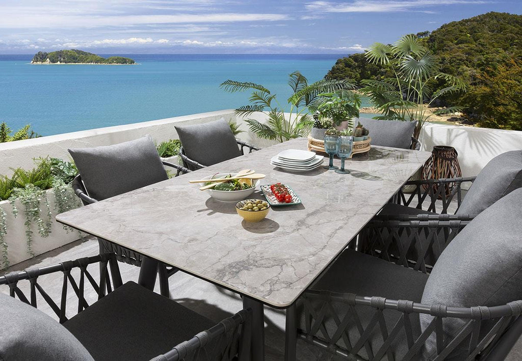 Ensemble de salle à manger de jardin en céramique grise Verity 6 places