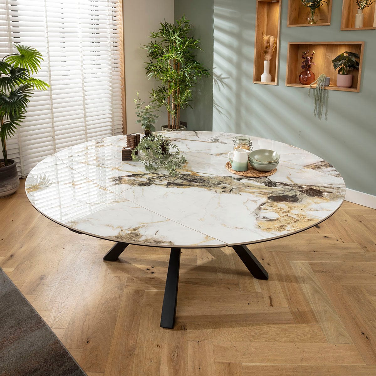 Ensemble de salle à manger rond extensible 6 places Maple &amp; Rudie, céramique jaune moutarde et blanche