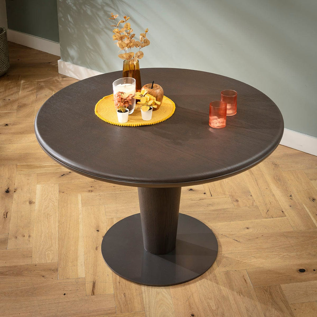 Ensemble de salle à manger rond contemporain 4 places Oscar &amp; Pluto, finition chêne jaune doré et gris délavé