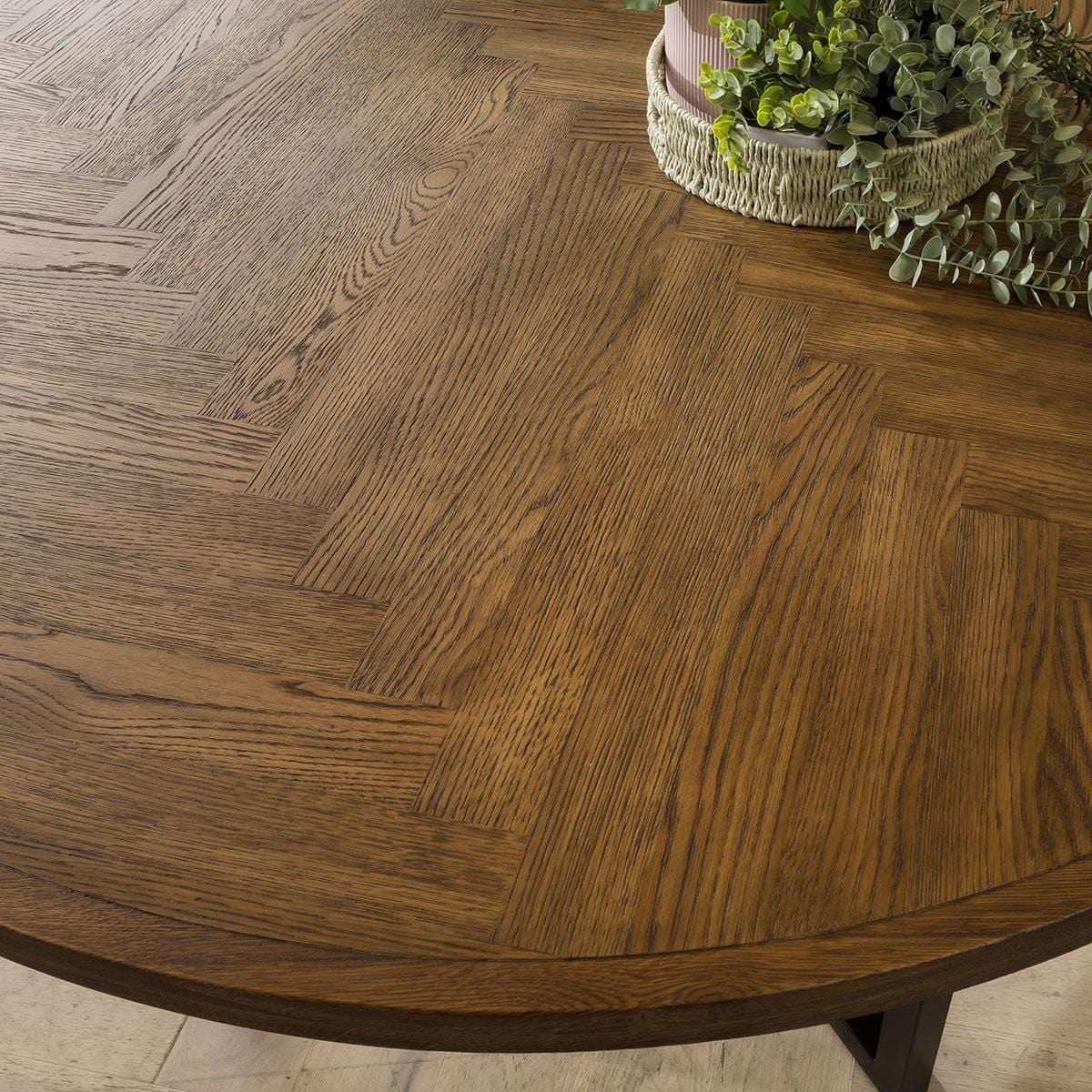 Table de salle à manger ronde en bois massif parquet ExDisplay Gemini 6 places, 140 cm de diamètre