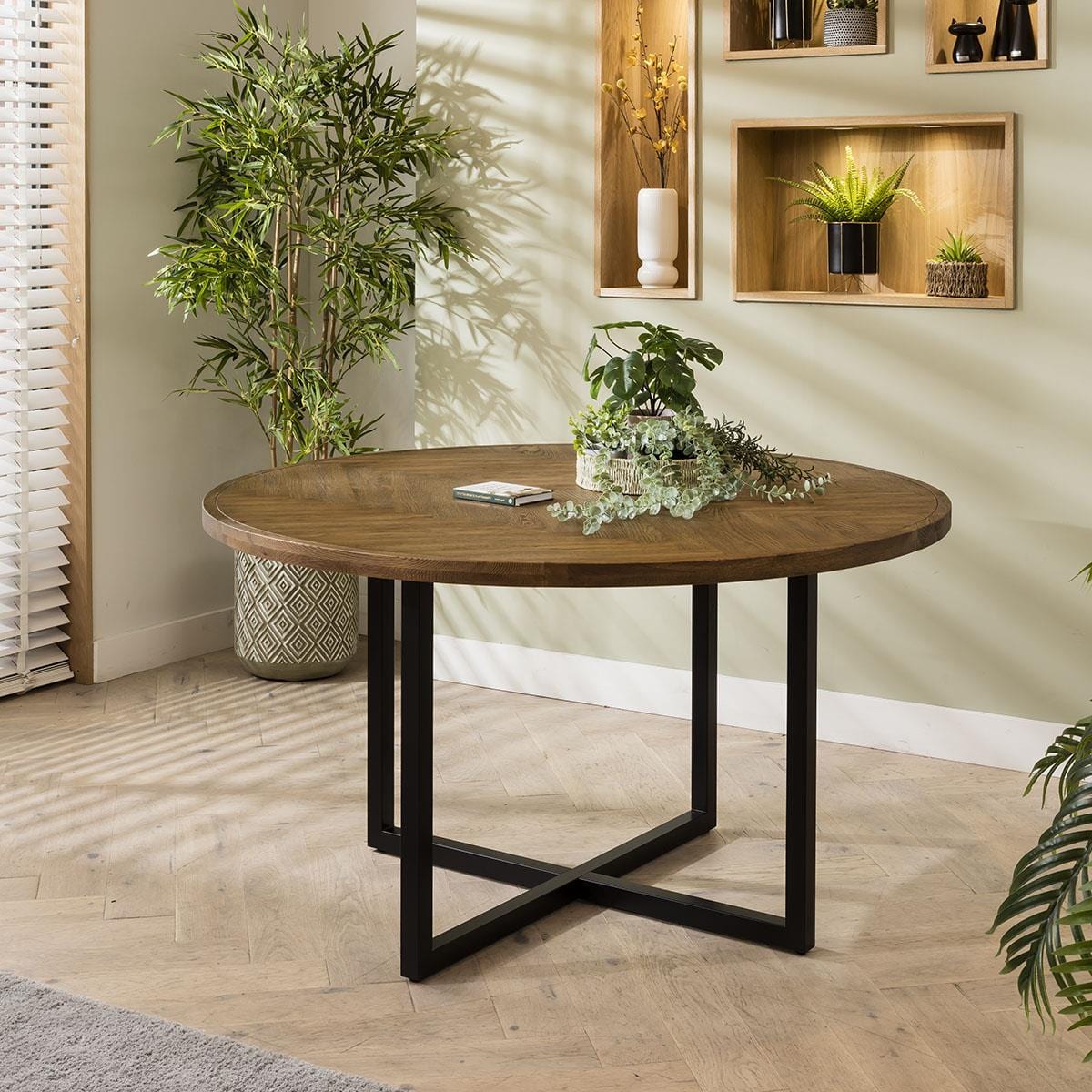 Table de salle à manger ronde en bois massif parquet ExDisplay Gemini 6 places, 140 cm de diamètre
