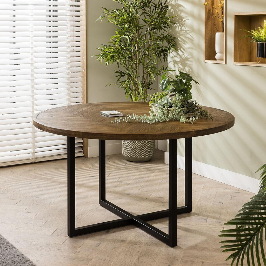 Table de salle à manger ronde en bois massif parquet ExDisplay Gemini 6 places, 140 cm de diamètre