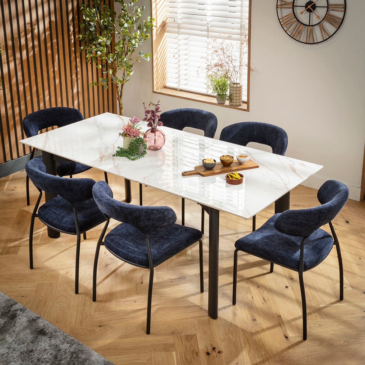 Ensemble de salle à manger extensible 6 places Oscar &amp; Cain en céramique bleu foncé et blanche