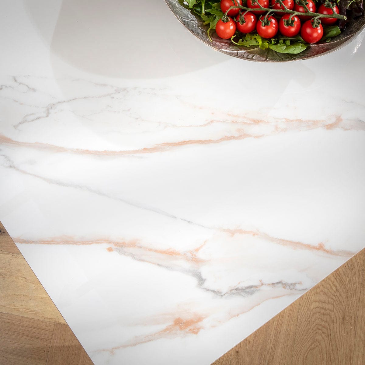 Ensemble de salle à manger extensible 6 places Mila &amp; Cain en céramique noire et blanche