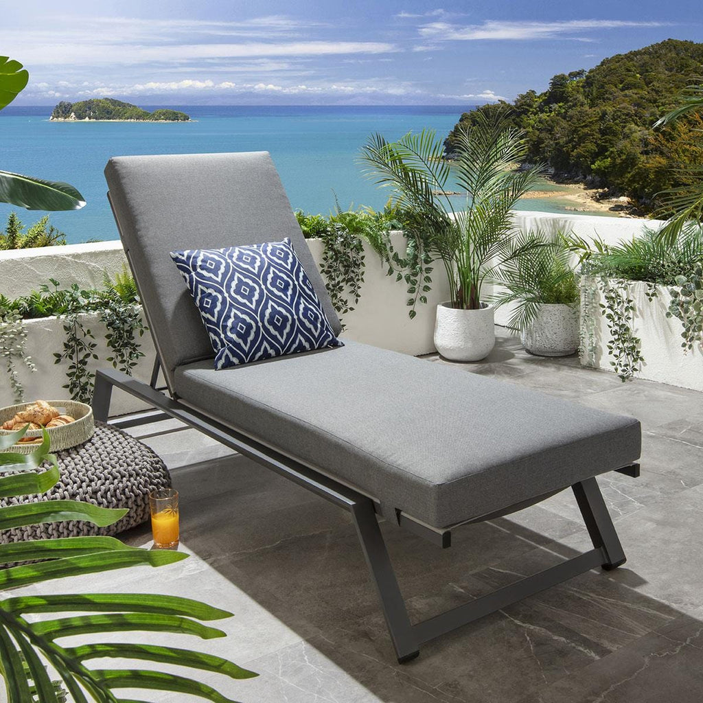 Chaise longue rembourrée Cayman Garden grise 196 x 70 cm