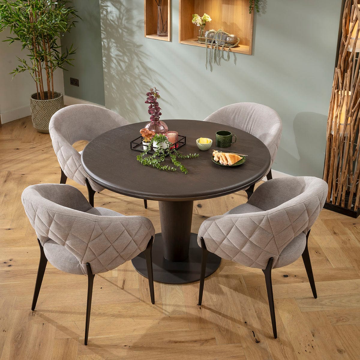 Ensemble de salle à manger rond contemporain 4 places Piper &amp; Pluto, gris et chêne gris délavé